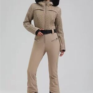 NEW WITH TAGS Stylish Tan Quilted Jacket and Pants Set ski suit snow suit